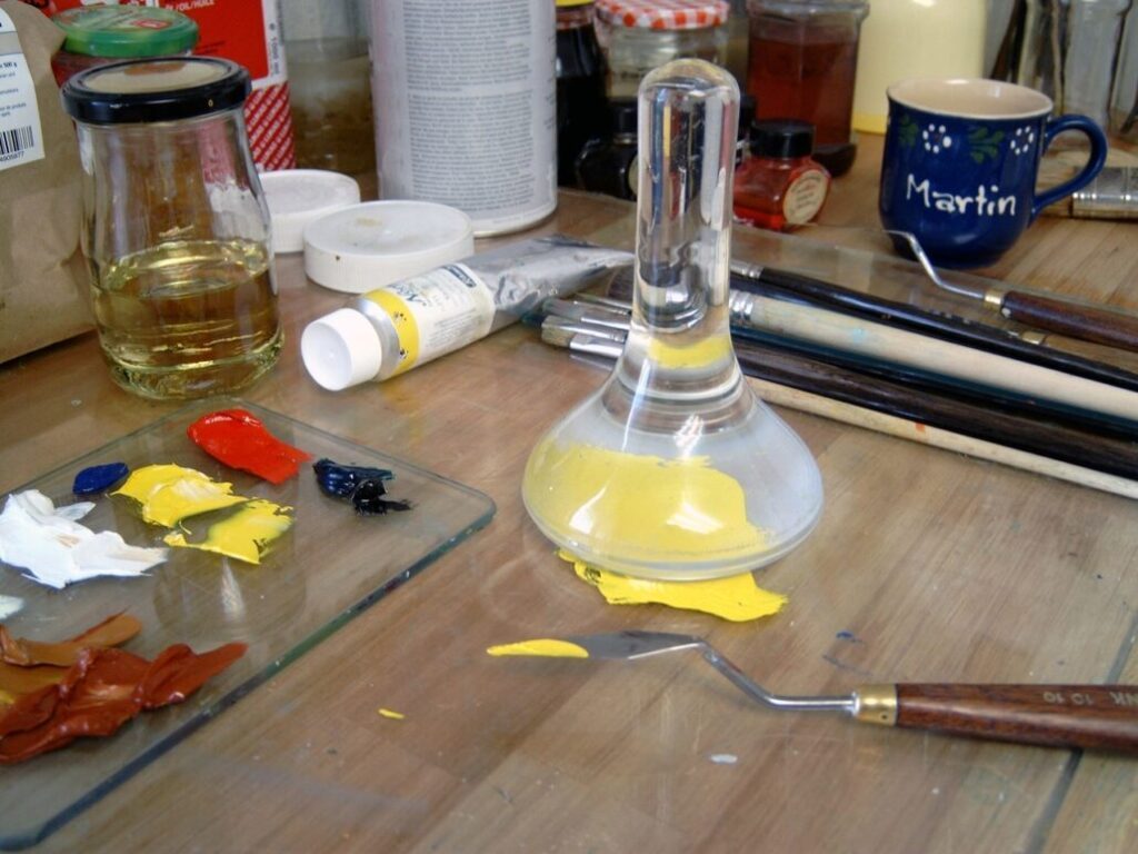 Atelier, Maltechnik: Glaspalette, Glas-Reibeplatte, Glasläufer